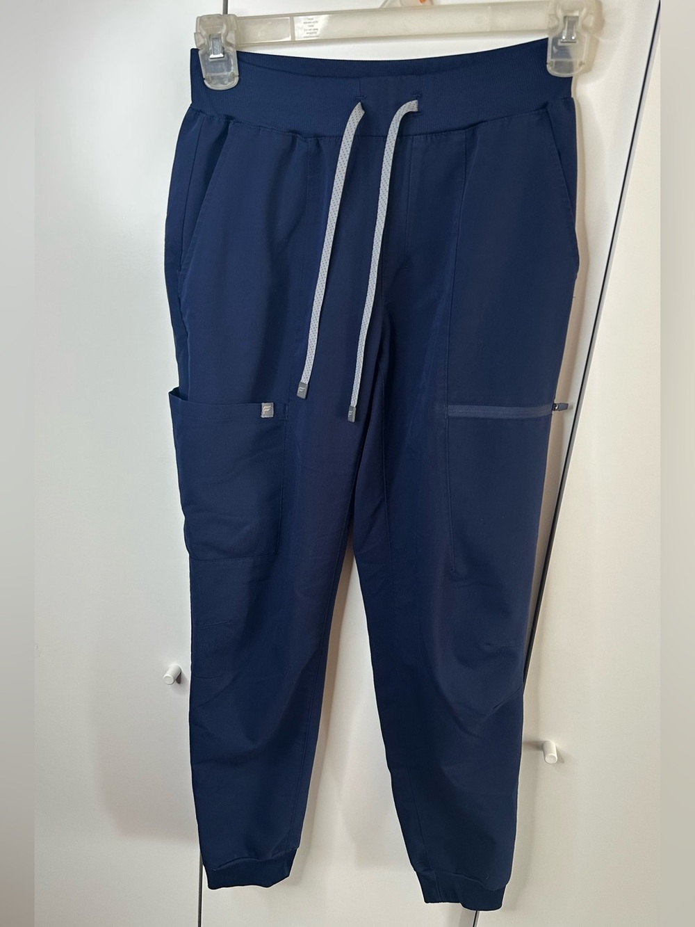 Fabletics Navy Blue Scrub Jogger Pants Size M Drawstring
